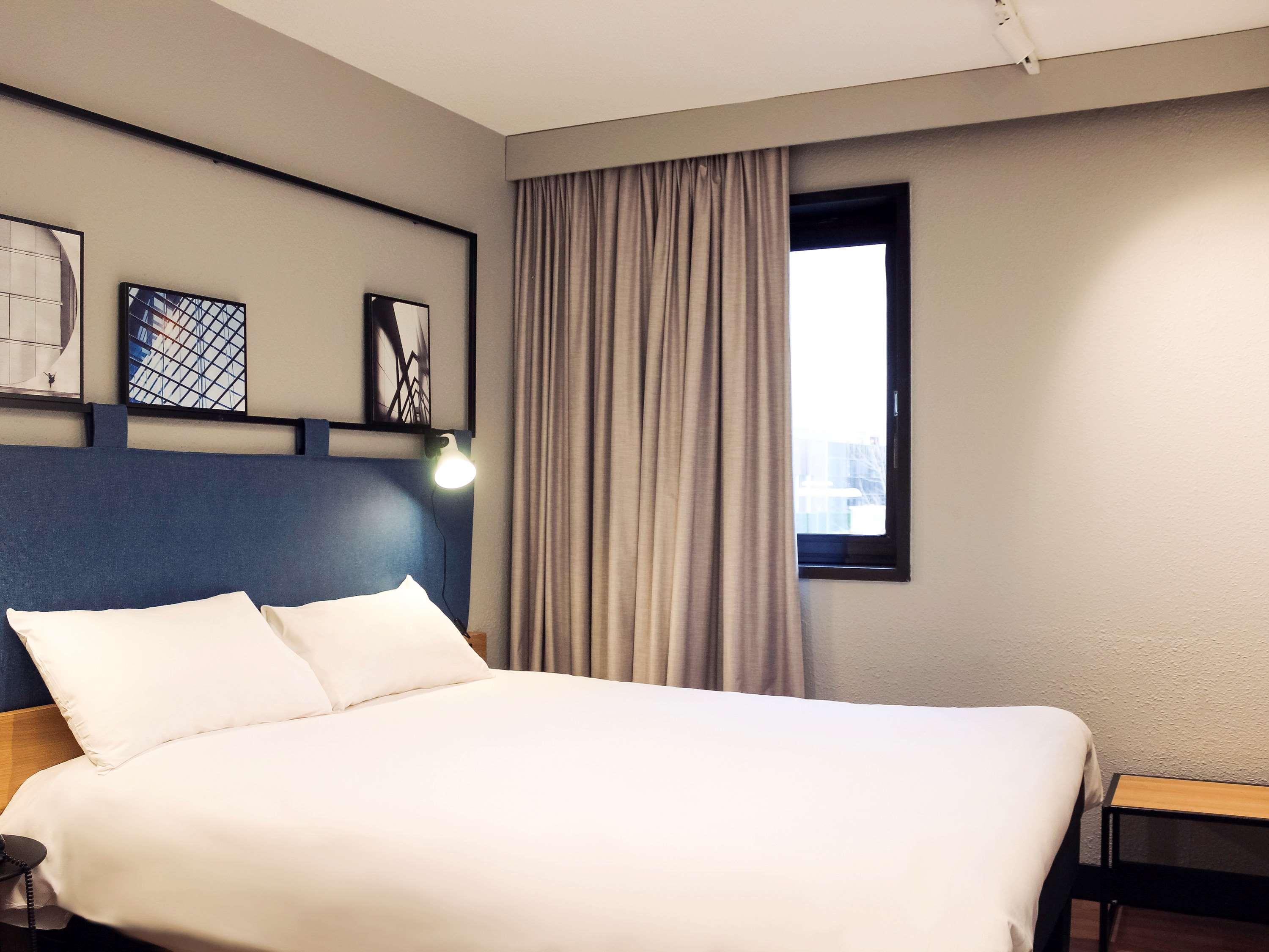 ไอบิส เอฟรี Hotel Courcouronnes ภายนอก รูปภาพ
