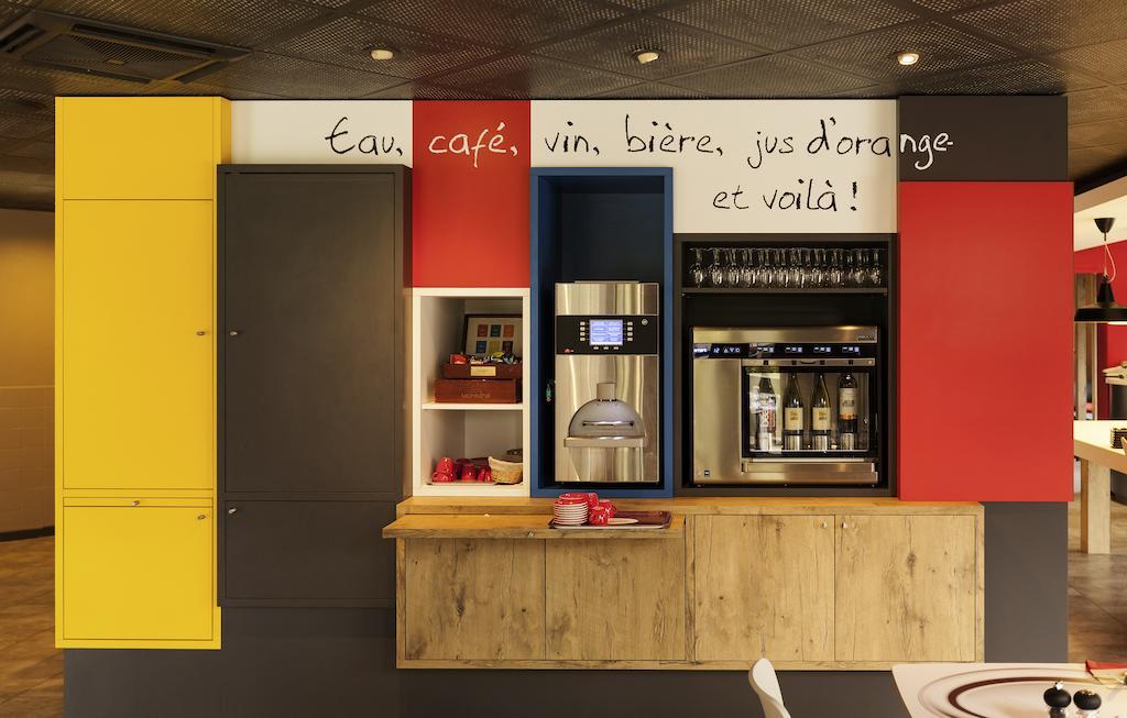 ไอบิส เอฟรี Hotel Courcouronnes ภายนอก รูปภาพ
